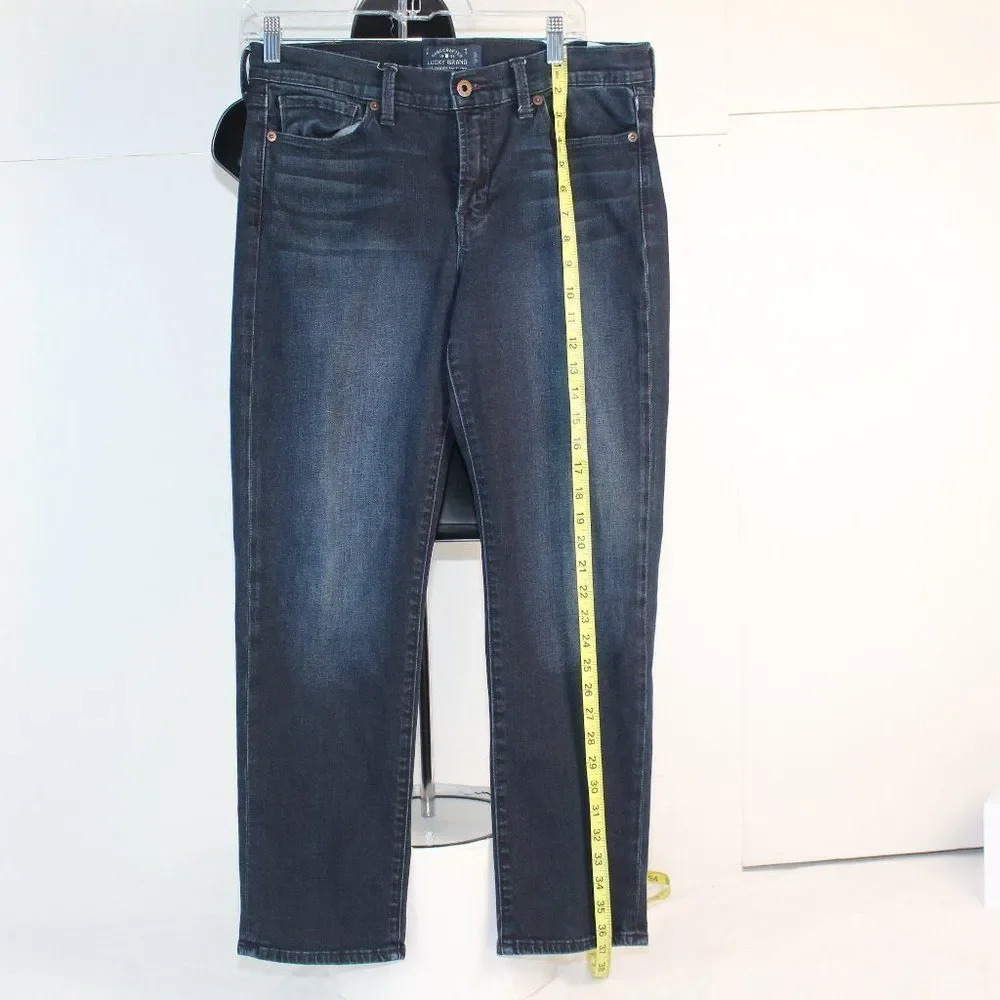 LUCKY BRAND ladies blue jeans size 10/30